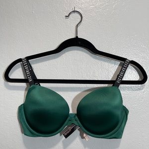 Victoria’s Secret Bra - New - 34D